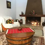Combi House * Tríkala