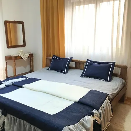 Combi House Case de vacanță *